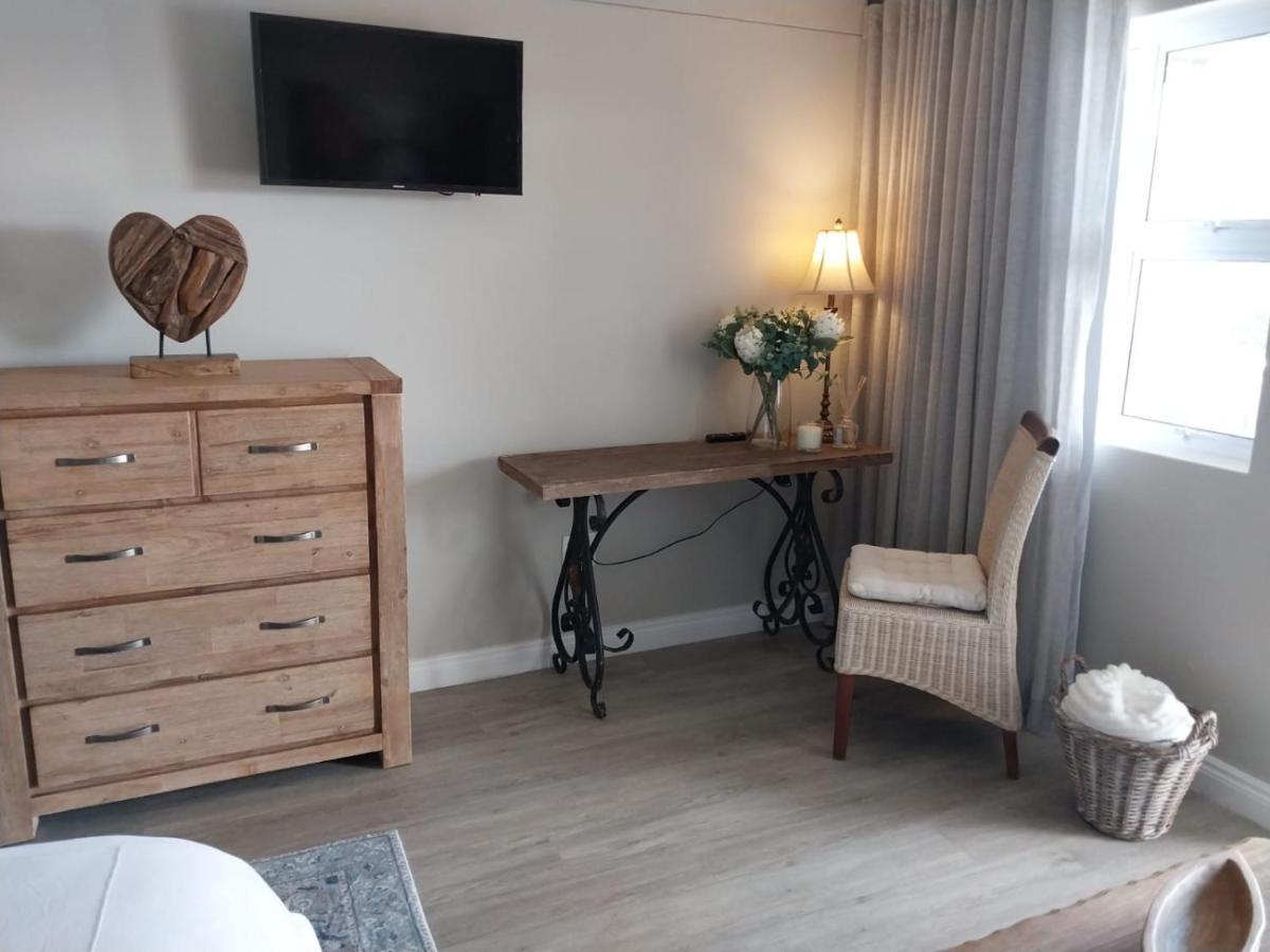 Appartamento Ships Bell 17B St Francis Bay Esterno foto